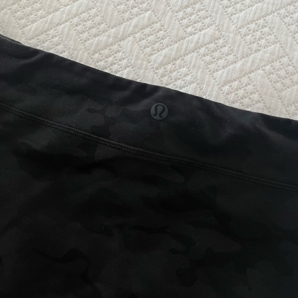Lululemon Camo Skirt - Picture 3 of 4